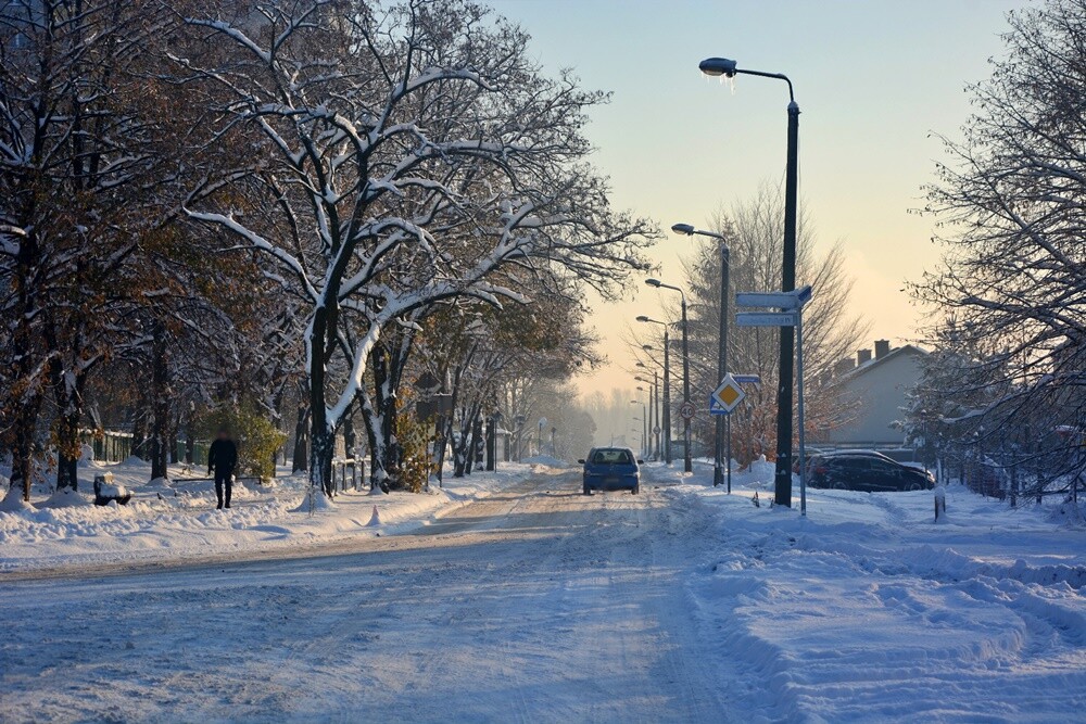 Czy zima znowu zaskoczyła drogowców? / fot. Jacek Knapik / Karolina Bauszek-Żurek