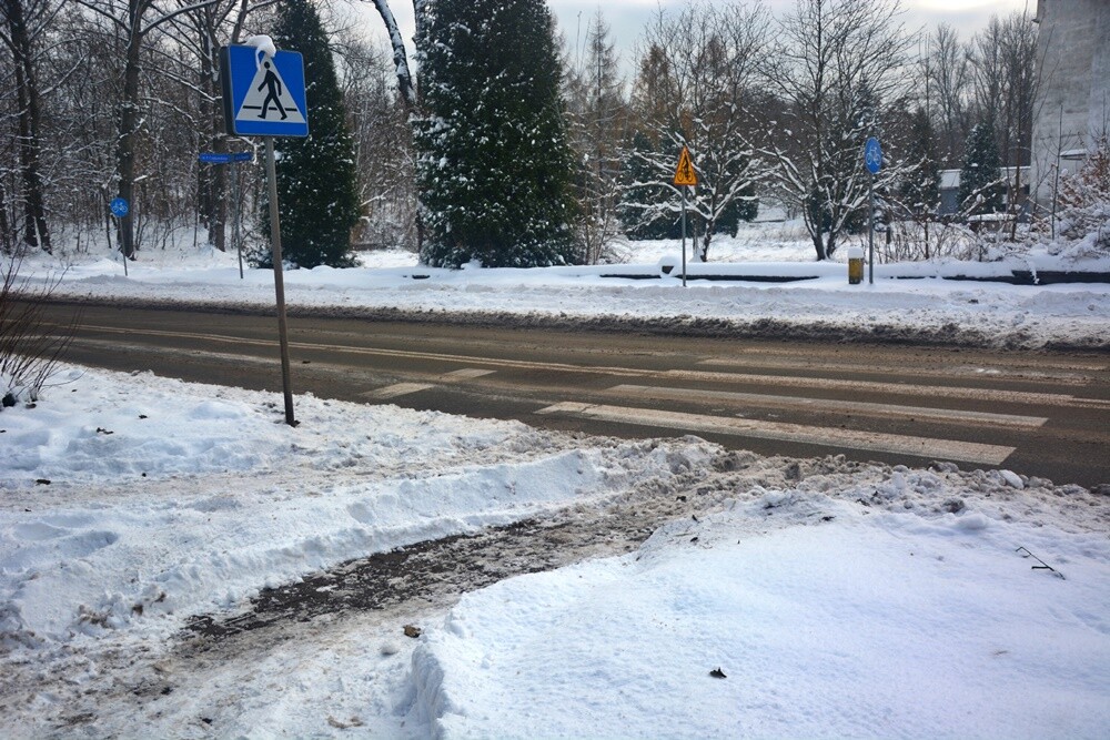 Czy zima znowu zaskoczyła drogowców? / fot. Jacek Knapik / Karolina Bauszek-Żurek