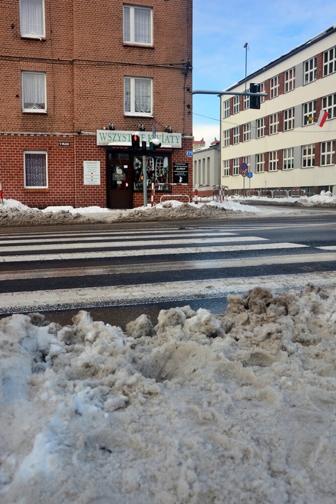 Czy zima znowu zaskoczyła drogowców? / fot. Jacek Knapik / Karolina Bauszek-Żurek