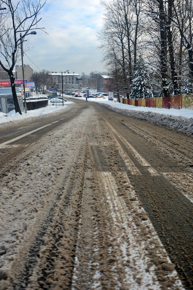 Czy zima znowu zaskoczyła drogowców? / fot. Jacek Knapik / Karolina Bauszek-Żurek