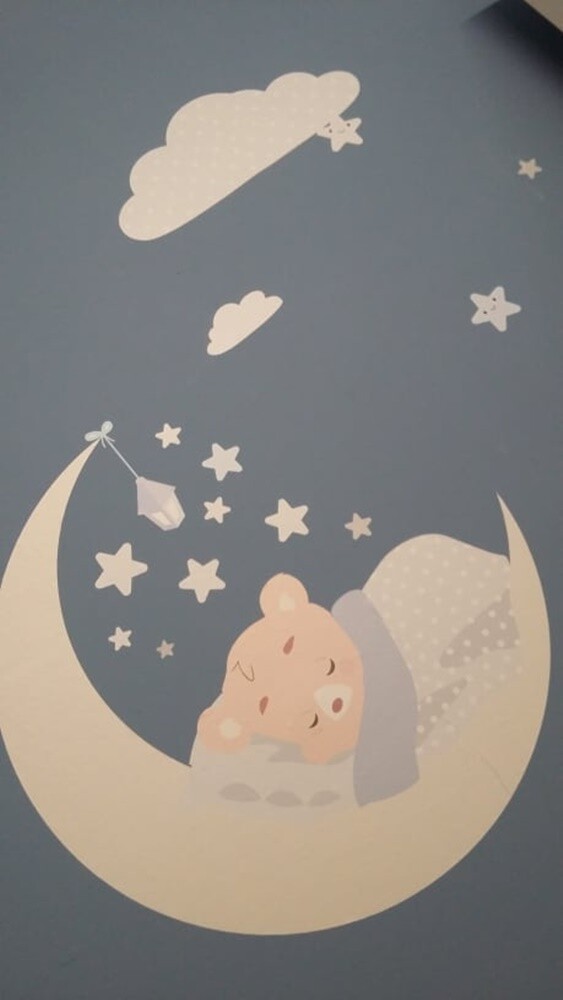 Wolontariusze rudzkiej Fundacji "Anioły w piżamkach" od kilku dni swoimi bajkowymi pracami dekorują sale chorych Oddziału Neonatologicznego Szpitala Miejskiego w Rudzie Śląskiej-Goduli. Wcześniej w ten sam sposób ozdobili bielszowicki Oddział Pediatrii.