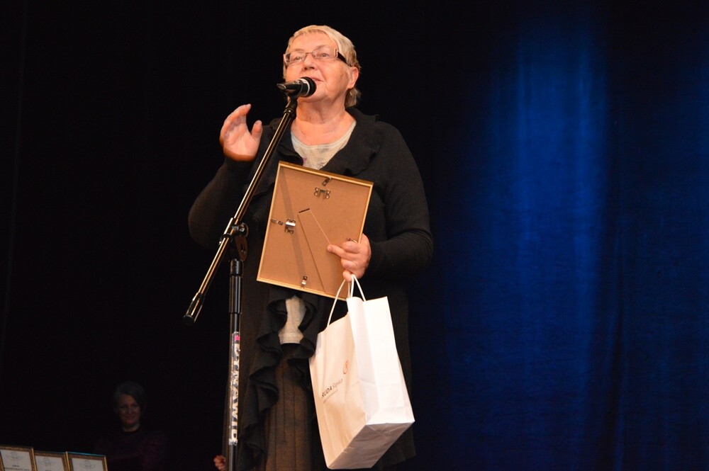 W ubiegły piątek w bielszowickim Domu Kultury odbyła się kolejna, uroczysta gala wręczenia statuetek Aniołów Wolontariatu, przyznawanych przez Stowarzyszenie na Rzecz Dzieci i Młodzieży "Przystanek". W ten niezwykły sposób już od dziewięciu lat uhonorowywane są osoby i organizacje, które w ponadprzeciętny sposób i z największym zaangażowaniem, a co warto podkreślić – bezinteresownie – pomagają innym.