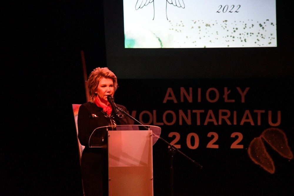 W tym roku te niezwykłe wyróżnienia powędrowały w sumie do 40 osób, firm i organizacji, które szczególnie aktywnie działały na rzecz mieszkańców Rudy Śląskiej. Przyznano także 34 wyróżnienia. 

fot. Jacek Knapik