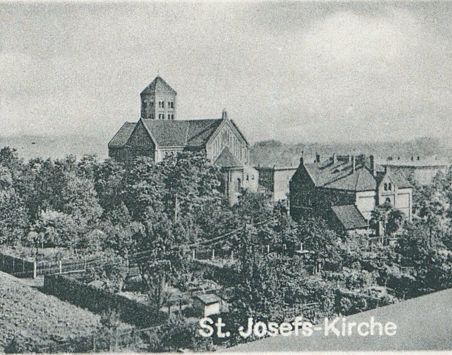 Ruda jest jedną z najstarszych dzielnic Rudy Śląskiej. Pierwsze wzmianki o niej datowane są na rok 1295. Zobaczcie, jak Ruda wyglądała na początku XX wieku! (fot. POLONA, Biblioteka Narodowa Ruda Os.:Fa.E.Lokotsch, 1914-1940, domena publiczna).