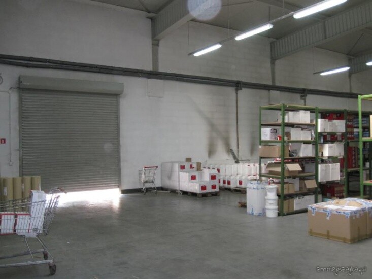 Atrakcyjne pomieszczenie magazynowe