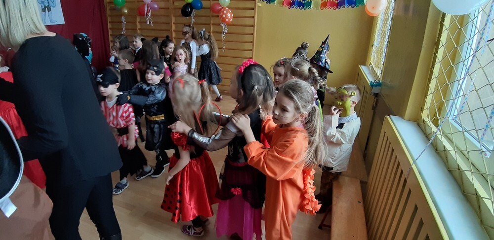 Czas karnawału w pełni - to znakomity czas na świetną zabawę nie tylko dla dorosłych, ale również dla dzieci.