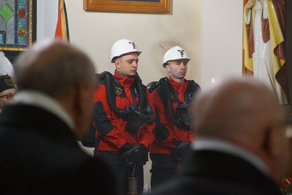 Dzisiaj z okazji Barbórki w całym mieście górnicy świętują. W kościołach odbyły się msze święte w intencji górników oraz ich rodzin. Nie zabrakło na nich kierownictwa kopalni, górników oraz przedstawicieli władz miasta.