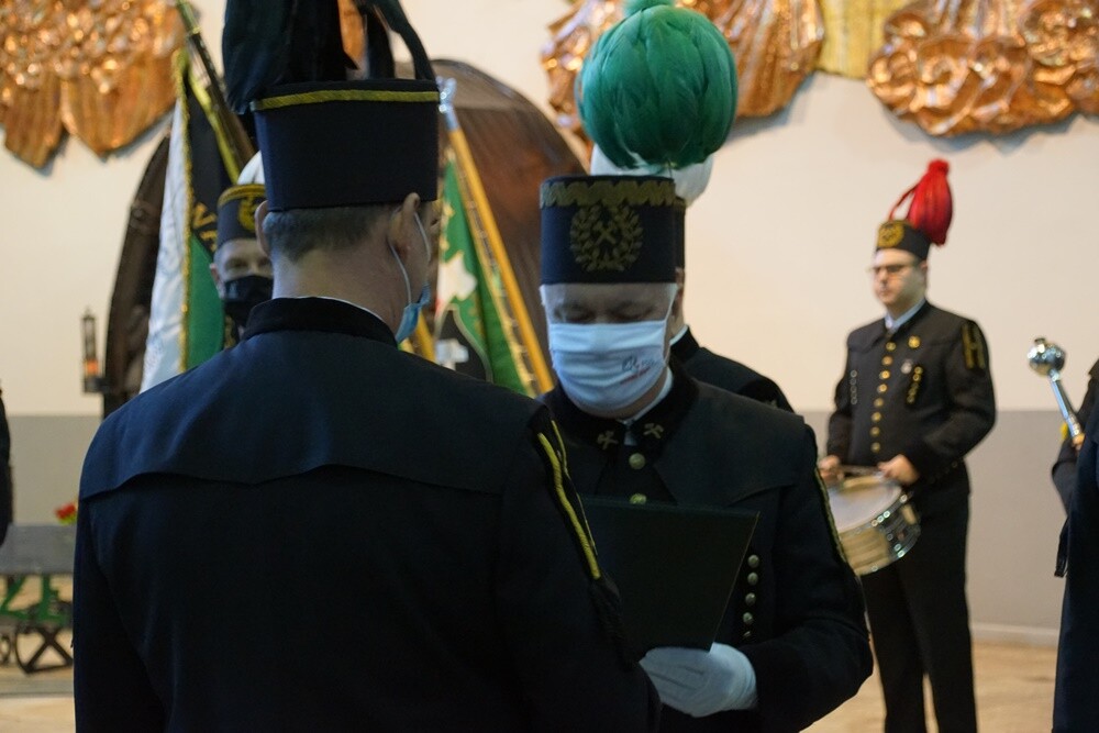 Jutro będziemy obchodzić wspomnienie św. Barbary, czyli tradycyjną Barbórkę. Już dzisiaj w cechowni KWK Bielszowice odbyły się pierwsze uroczystości!