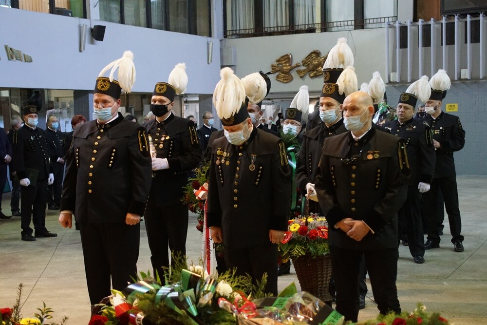 Jutro będziemy obchodzić wspomnienie św. Barbary, czyli tradycyjną Barbórkę. Już dzisiaj w cechowni KWK Bielszowice odbyły się pierwsze uroczystości!