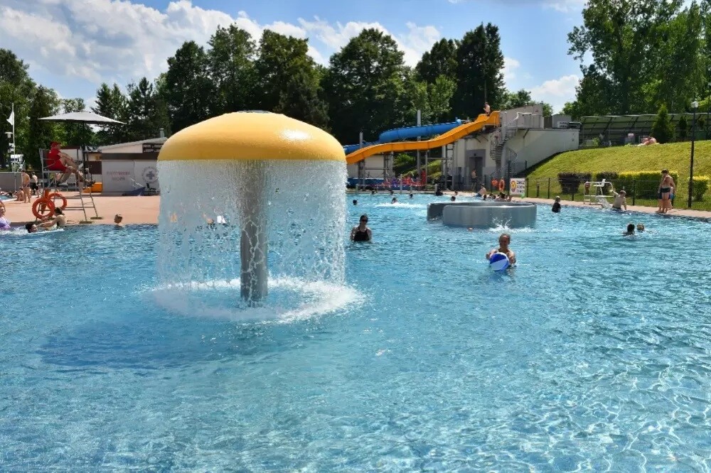 Basen letni w Rudzie Śląskiej. / fot. Jacek Knapik