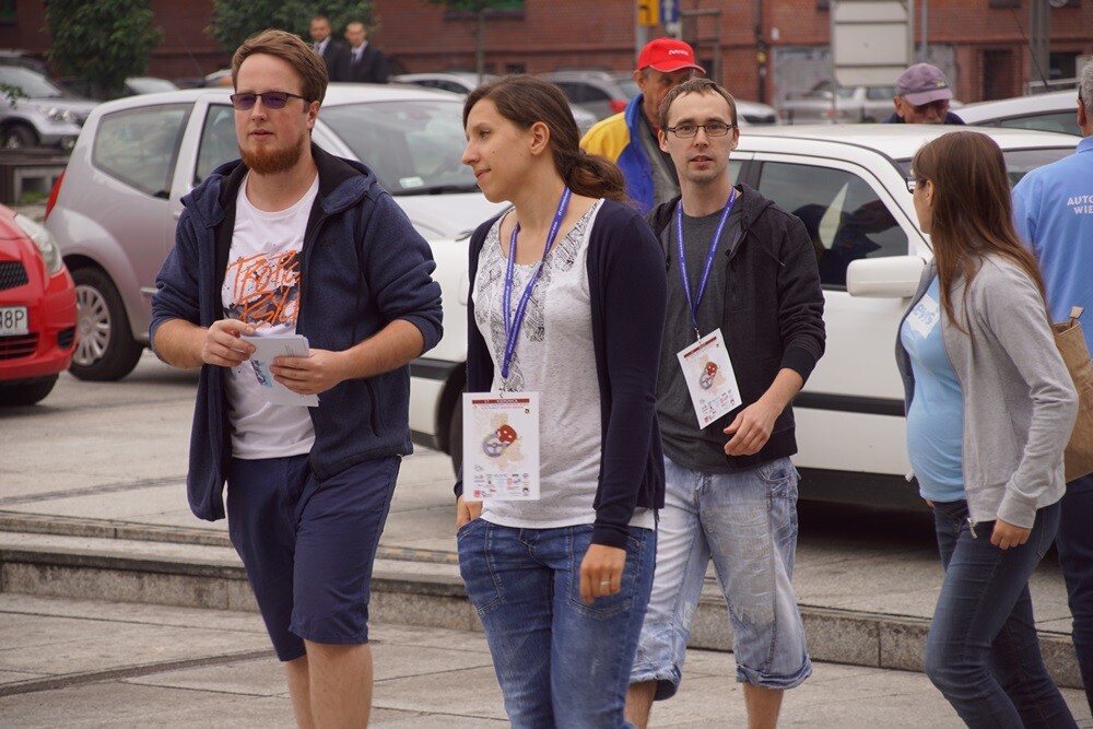 Ruszył turystyczny rajd samochodowy Bebok 2018. Na starcie pojawiło się 28 załóg z Polski i Czech.