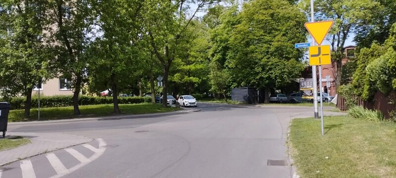 Będzie bezpieczniej. Powstaną nowe przejścia dla pieszych przy ul. Pokoju i Ratowników