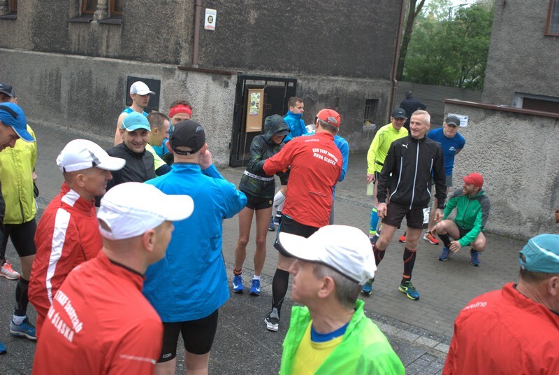 Bieg 12-godzinny w Rudzie Śląskiej: Już po raz 21. najlepsi ultramaratończycy z Polski, Litwy, Ukrainy i Białorusi wzięli udział w  Międzynarodowym Rudzkim Biegu Dwunastogodzinnym. Jako, że w tym roku miasto świętuje swoje 60. urodziny, zorganizowano także bieg na 60 km. Sportowa impreza miała miejsce w sobotę, 27 kwietnia.