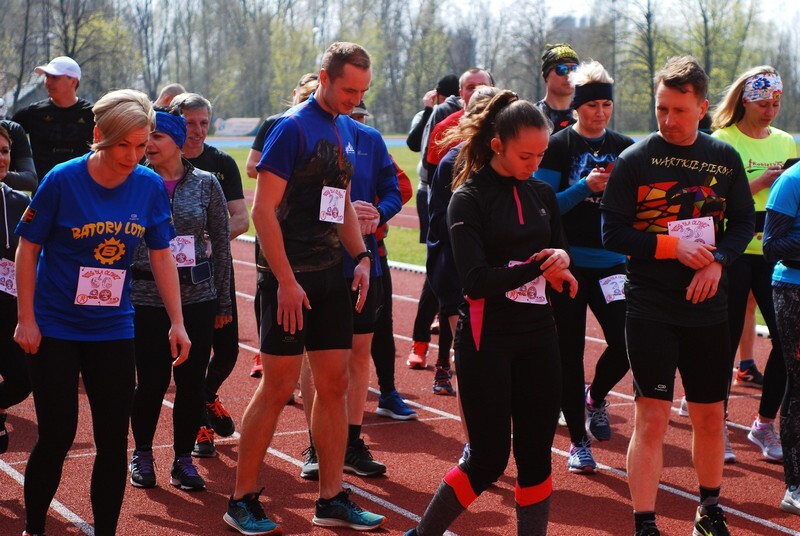 14 kwietnia na stadionie lekkoatletycznym przy ul. Czarnoleśnej odbył się charytatywny Bieg dla Oliwki. Start biegu na 1200 m o godz. 11:30, start biegu na 4800 m. Wpisowe było dobrowolną składką na leczenie Oliwki.