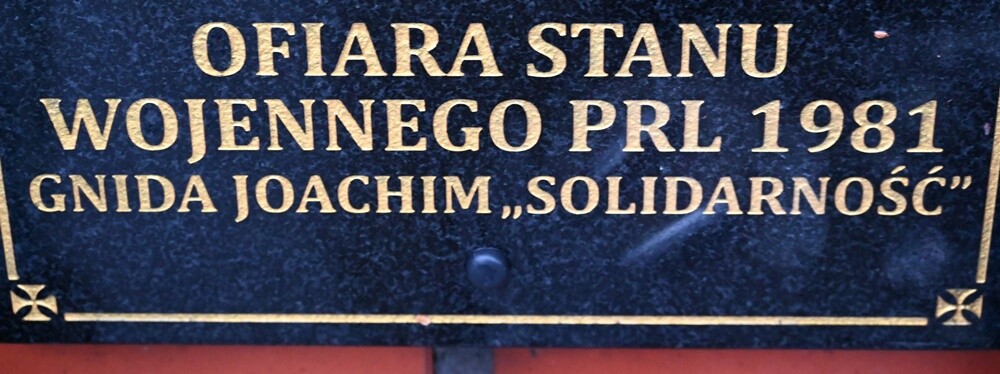 Uczniowie i nauczyciele z pięciu szkół z Rudy Śląskiej oddali hołd poległym górnikom / fot. UM Ruda Śląska