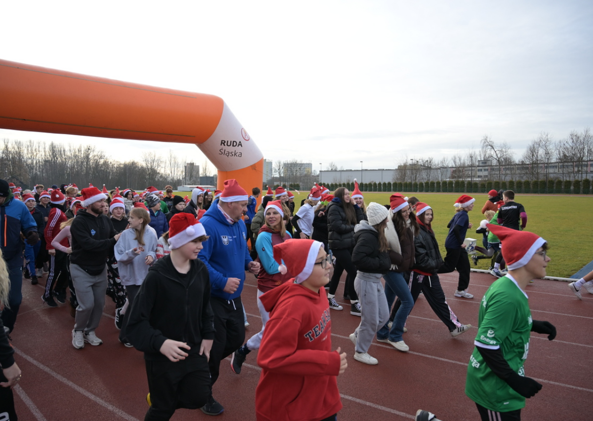 Bieg Mikołajów. / fot Marek Faber