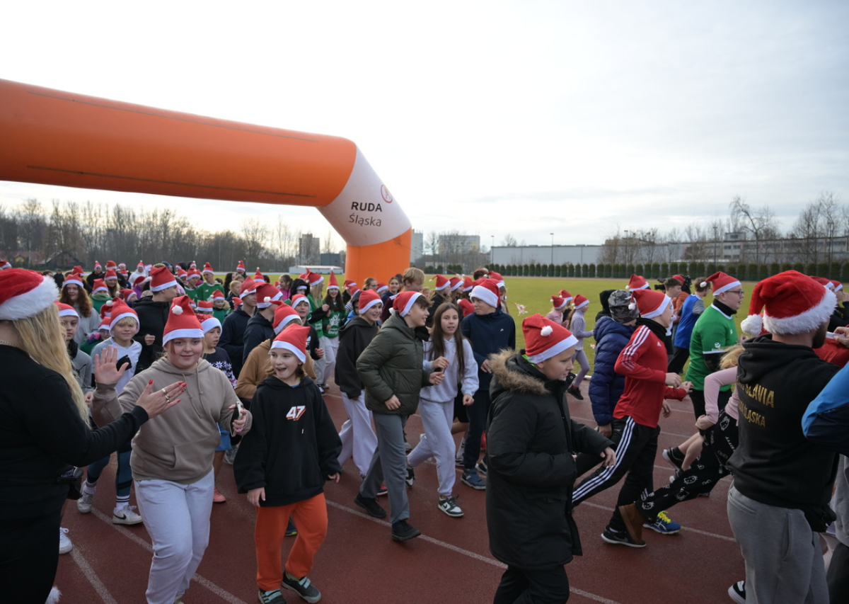 Bieg Mikołajów. / fot Marek Faber