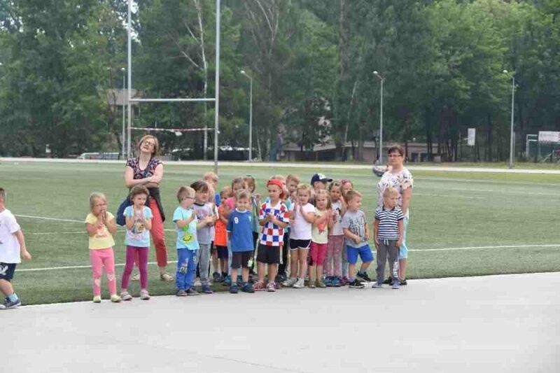 5 czerwca na Burloch Arenie odbył się bieg przedszkolaka organizowany przez Miejskie Przedszkole nr 9. Udział w biegu wzięło ponad setka dzieci.