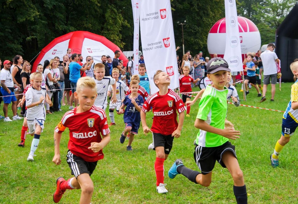 Nie brakowało chętnych, by w niedzielę 28 sierpnia wziąć udział w wydarzeniu „Bieg Silesia Future” w Rudzie Śląskiej / fot. materiały organizatora