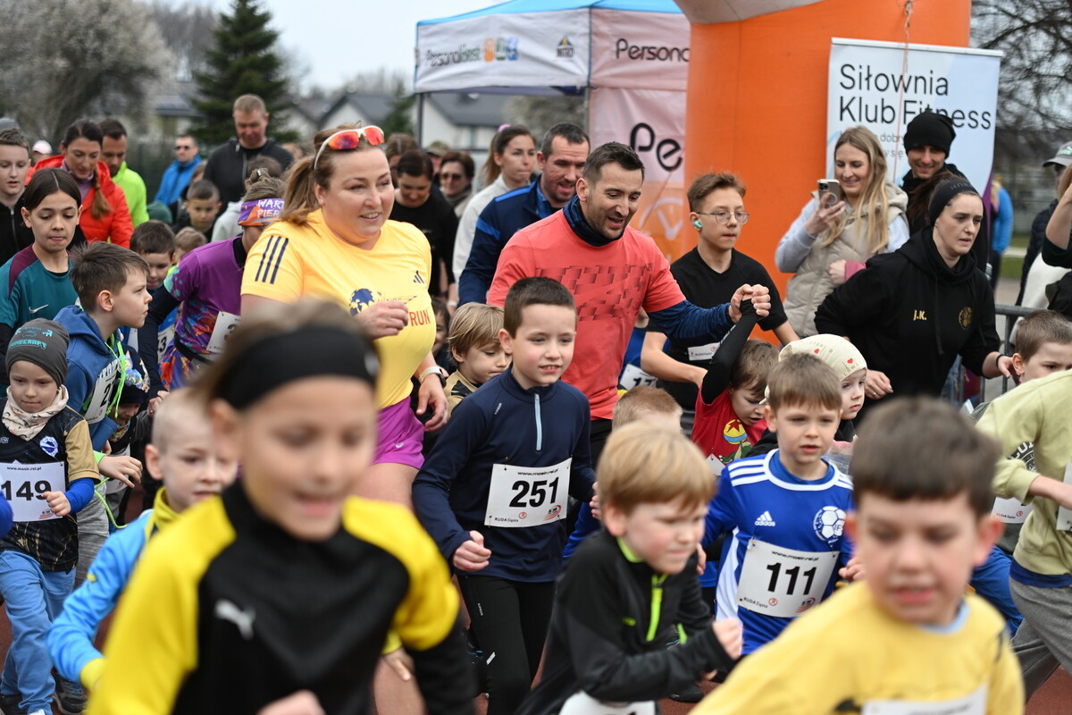 Rudzianie po raz kolejny pobiegli z wiewiórką! Za nami kwietniowa edycja biegu / fot. Krzysztof Faber
