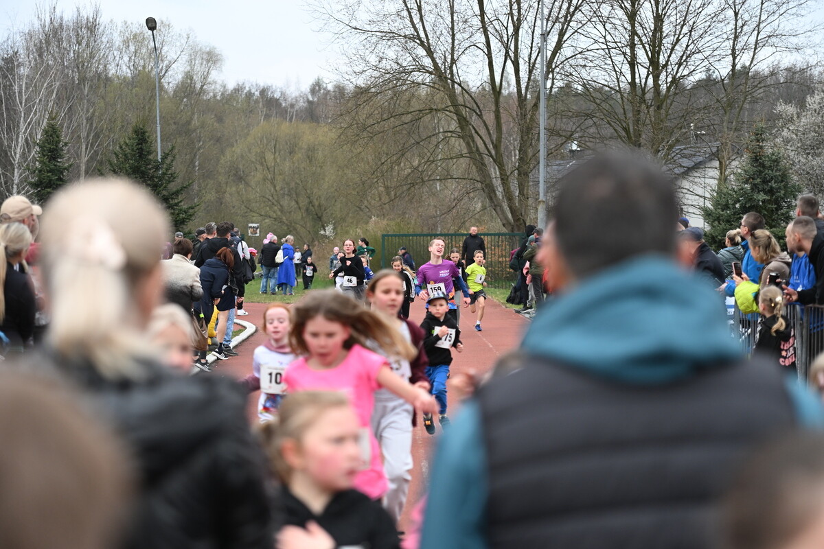 Rudzianie po raz kolejny pobiegli z wiewiórką! Za nami kwietniowa edycja biegu / fot. Krzysztof Faber