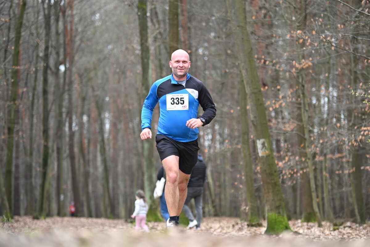 Rudzianie po raz kolejny pobiegli z wiewiórką! Za nami kwietniowa edycja biegu / fot. Krzysztof Faber