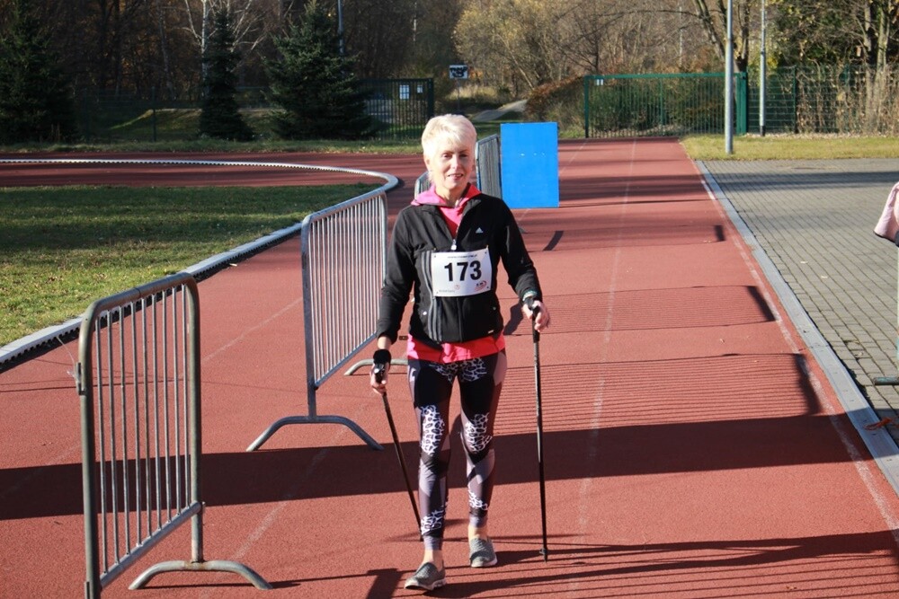 Za nami ostatni w tym roku "Bieg Wiewiórki". Najwytrwalsi i systematyczni zawodnicy otrzymali także pamiątkowe statuetki za udział w tegorocznym cyklu.