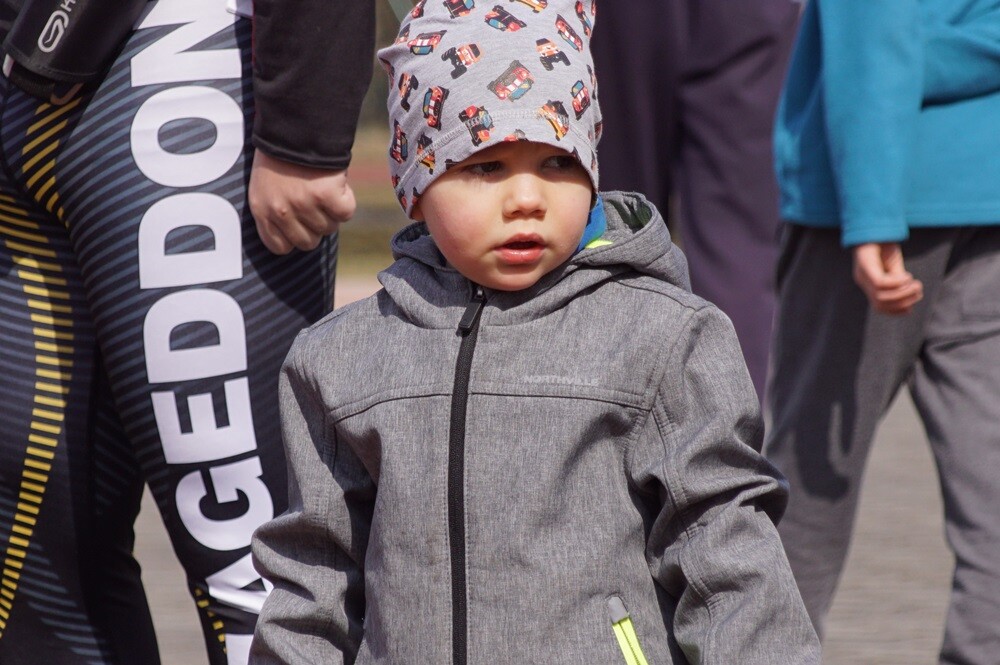 Przy Szkole Podstawowej nr 15 w Halembie odbyła się pierwsza w tym roku odsłona Biegu Wiewiórki. Początek biegu oraz rywalizacji nordic walking tradycyjnie rozpoczął się o godz. 11:15, wcześniej o godz. 11:00 wystartował bieg dla dzieci.