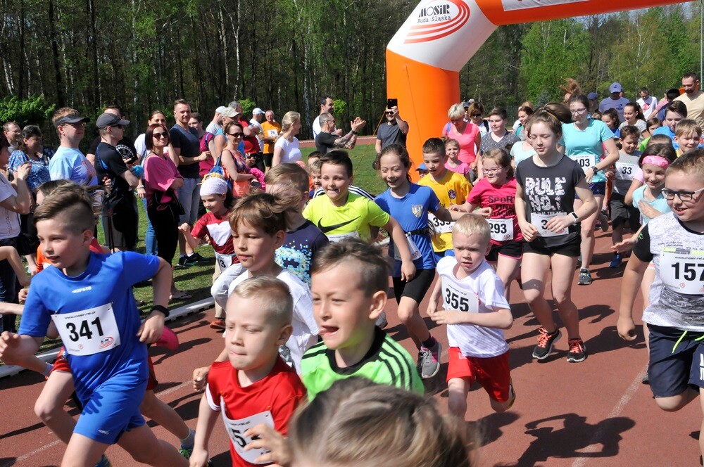 Przy Szkole Podstawowej nr 15 w Halembie odbyła się druga w tym roku odsłona Biegu Wiewiórki.