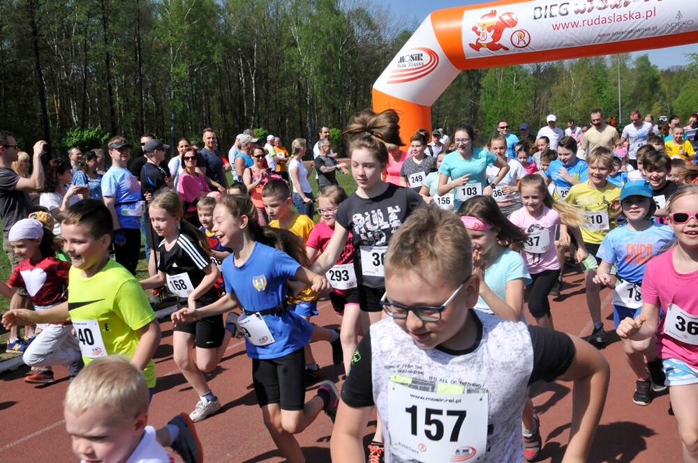 Przy Szkole Podstawowej nr 15 w Halembie odbyła się druga w tym roku odsłona Biegu Wiewiórki.