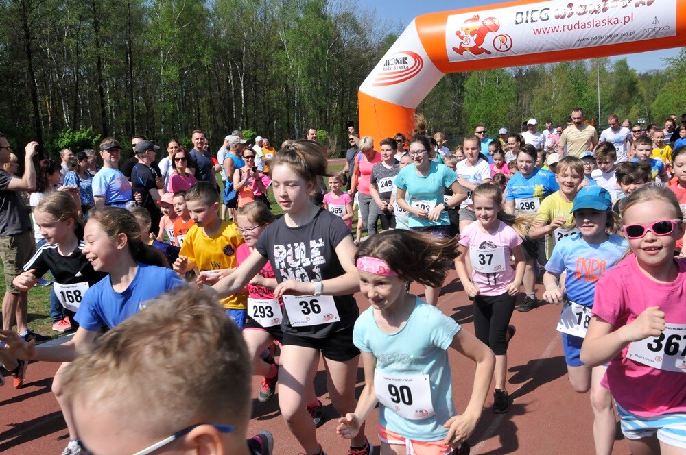 Przy Szkole Podstawowej nr 15 w Halembie odbyła się druga w tym roku odsłona Biegu Wiewiórki.