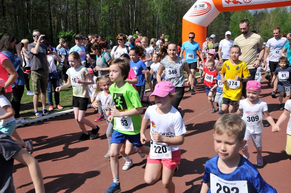 Przy Szkole Podstawowej nr 15 w Halembie odbyła się druga w tym roku odsłona Biegu Wiewiórki.