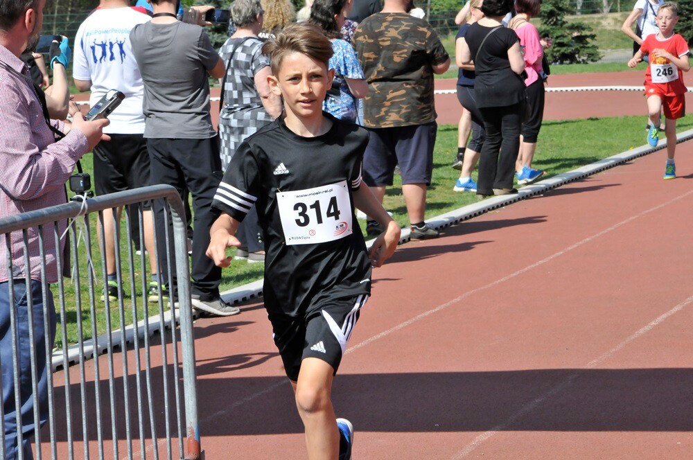 Przy Szkole Podstawowej nr 15 w Halembie odbyła się druga w tym roku odsłona Biegu Wiewiórki.