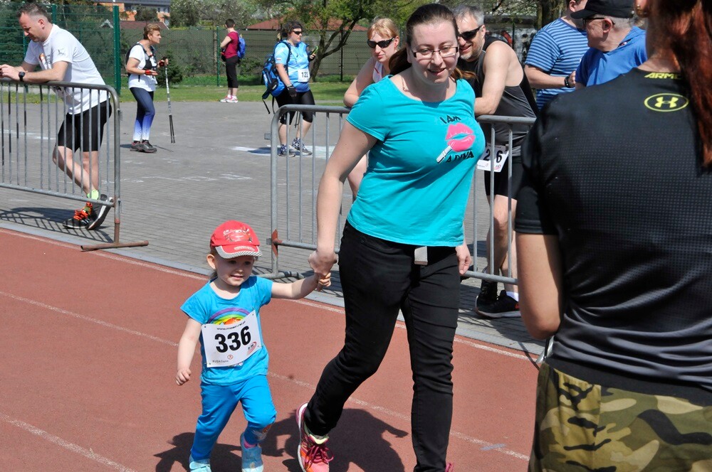 Przy Szkole Podstawowej nr 15 w Halembie odbyła się druga w tym roku odsłona Biegu Wiewiórki.