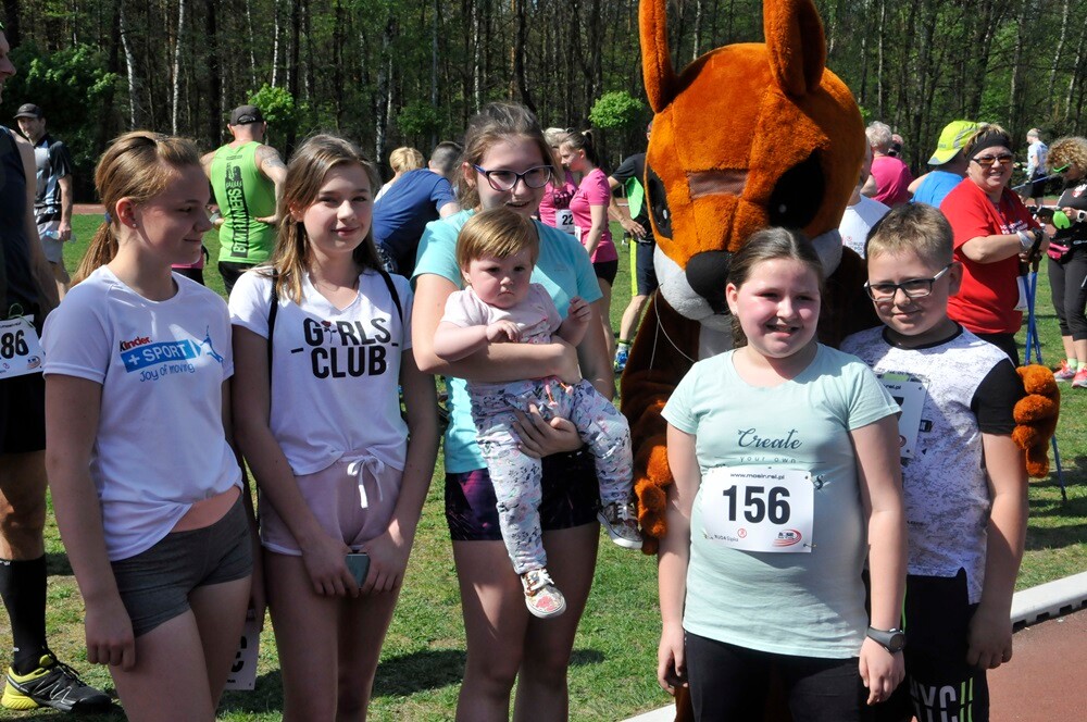 Przy Szkole Podstawowej nr 15 w Halembie odbyła się druga w tym roku odsłona Biegu Wiewiórki.