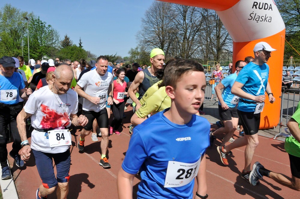 Przy Szkole Podstawowej nr 15 w Halembie odbyła się druga w tym roku odsłona Biegu Wiewiórki.