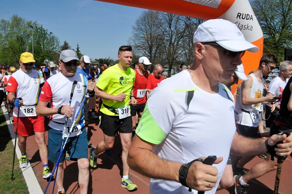 Przy Szkole Podstawowej nr 15 w Halembie odbyła się druga w tym roku odsłona Biegu Wiewiórki.