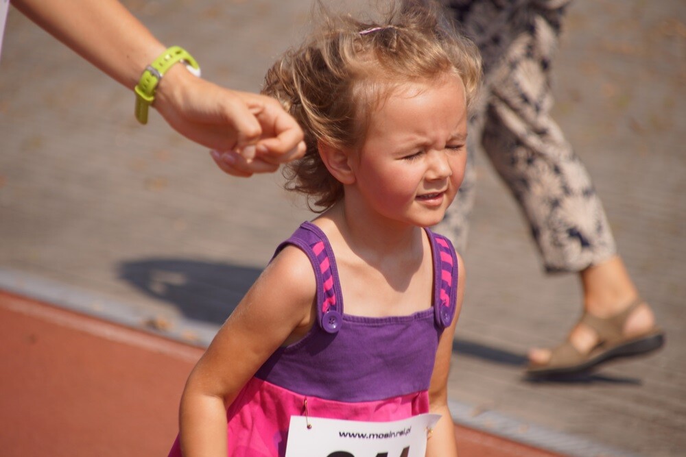 Przy Szkole Podstawowej nr 15 w Halembie odbyła się szósta w tym roku odsłona Biegu Wiewiórki. Początek biegu oraz rywalizacji nordic walking tradycyjnie rozpoczął się o godz. 11:15, wcześniej o godz. 11:00 wystartował bieg dla dzieci.