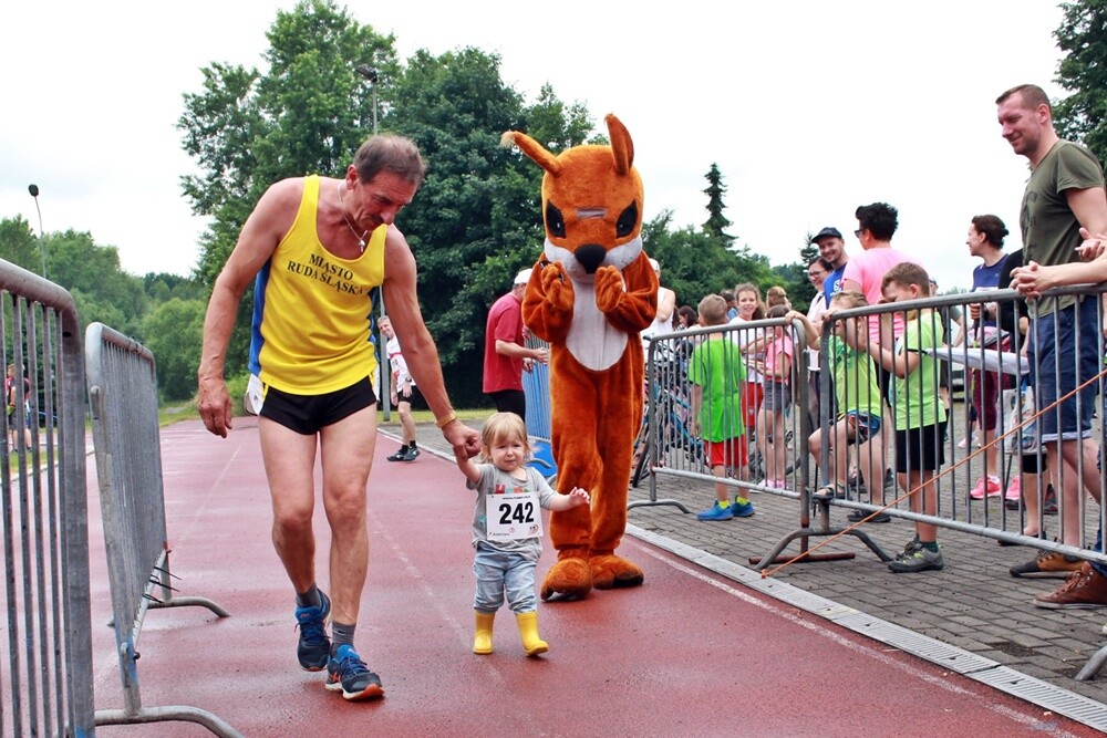 Wiewiórka znów na halembskich leśnych ścieżkach. W pierwszym po spowodowanej pandemią przerwie Biegu Wiewiórki wzięło w sobotę udział około 200 osób.