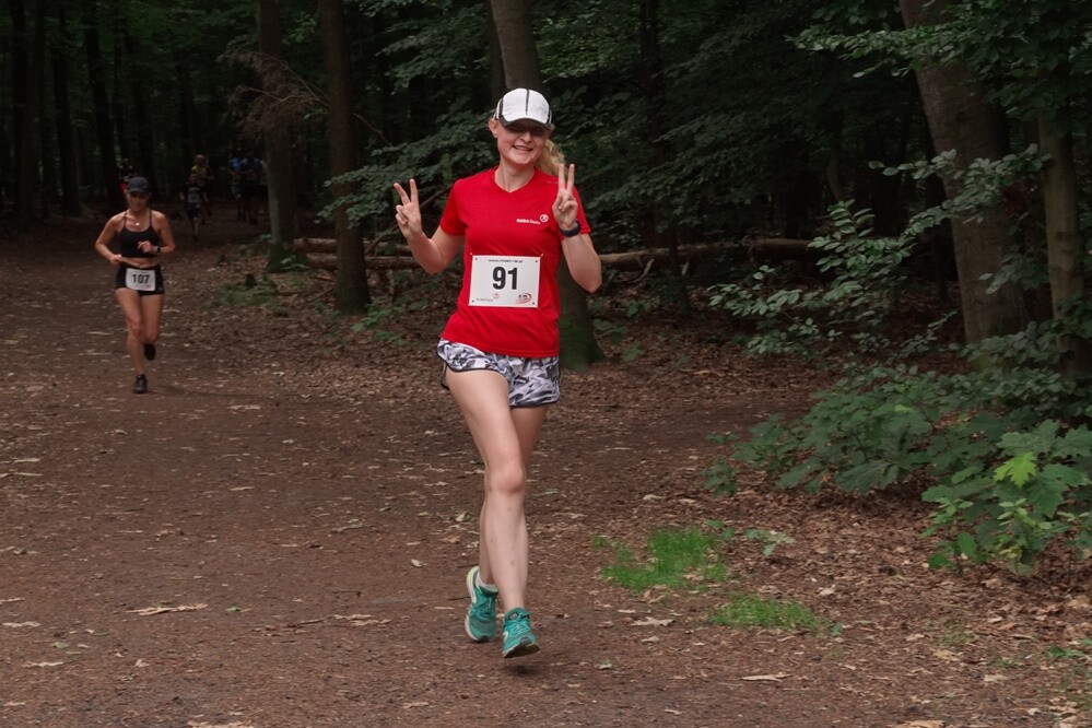 Kolejny Bieg Wiewiórki za nami! Jak zwykle rywalizację rozpoczęły dzieci, które miały do pokonania 1 km. Na starszych czekała pętla o długości 4,2 km, którą biegacze mogli pokonać maksymalnie pięć razy, a zawodnicy w konkurencji nordic walking trzy razy.