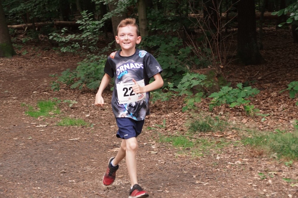 Kolejny Bieg Wiewiórki za nami! Jak zwykle rywalizację rozpoczęły dzieci, które miały do pokonania 1 km. Na starszych czekała pętla o długości 4,2 km, którą biegacze mogli pokonać maksymalnie pięć razy, a zawodnicy w konkurencji nordic walking trzy razy.