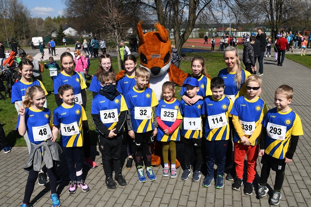 Miłośnicy aktywnego wypoczynku i biegów po raz kolejny wystartowali w słynnym Biegu Wiewiórki, organizowanym przez Miejski Ośrodek Sportu i Rekreacji w Rudzie Śląskiej. 

fot. Jacek Knapik