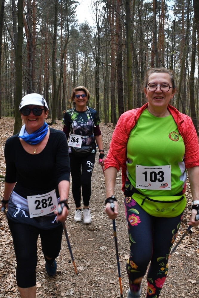 Miłośnicy aktywnego wypoczynku i biegów po raz kolejny wystartowali w słynnym Biegu Wiewiórki, organizowanym przez Miejski Ośrodek Sportu i Rekreacji w Rudzie Śląskiej. 

fot. Jacek Knapik