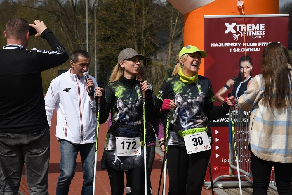 Miłośnicy aktywnego wypoczynku i biegów po raz kolejny wystartowali w słynnym Biegu Wiewiórki, organizowanym przez Miejski Ośrodek Sportu i Rekreacji w Rudzie Śląskiej. 

fot. Jacek Knapik