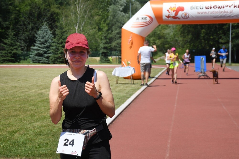 Niedzielna rywalizacja sportowa była poświęcona śp. prezydent Grażynie Dziedzic, która była inicjatorem organizacji Biegu Wiewiórki. 

fot. Jacek Knapik