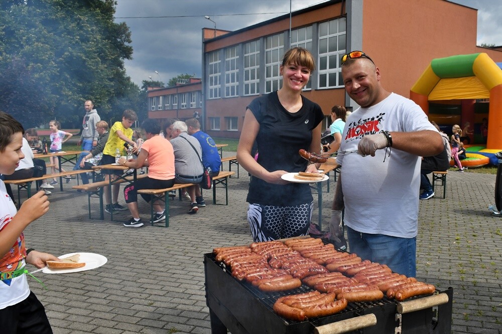 Lipcowy "Bieg Wiewiórki" za nami. Biegacze i miłośnicy nordic walking po raz kolejny mieli okazję wziąć udział w tym popularnym biegu.

fot. Jacek Knapik