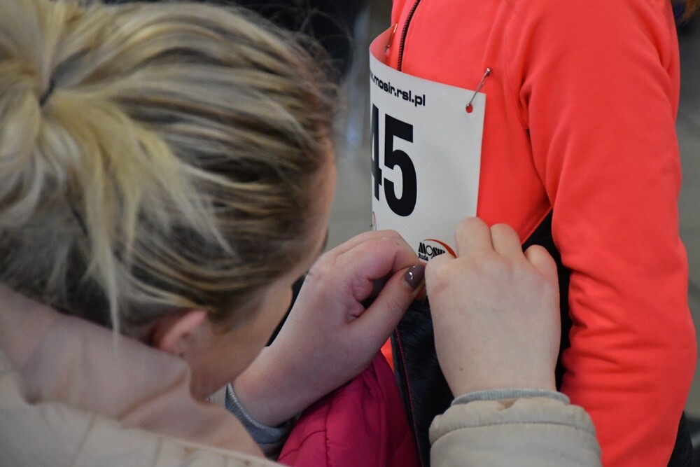 Miłośnicy aktywnego stylu życia znów pobiegli z rudzką wiewiórką. W sobotę na bieżni Szkoły Podstawowej Sportowej nr 15 oraz w halembskim lesie rozpoczął się kolejny cykl "Biegu Wiewiórki". 

fot. Jacek Knapik