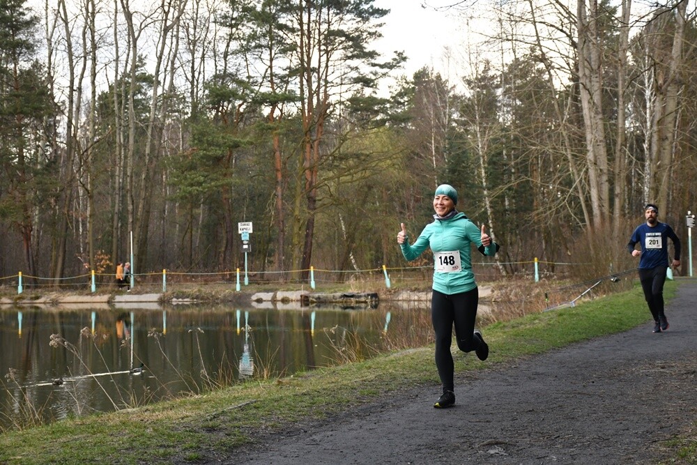 Miłośnicy aktywnego stylu życia znów pobiegli z rudzką wiewiórką. W sobotę na bieżni Szkoły Podstawowej Sportowej nr 15 oraz w halembskim lesie rozpoczął się kolejny cykl "Biegu Wiewiórki". 

fot. Jacek Knapik
