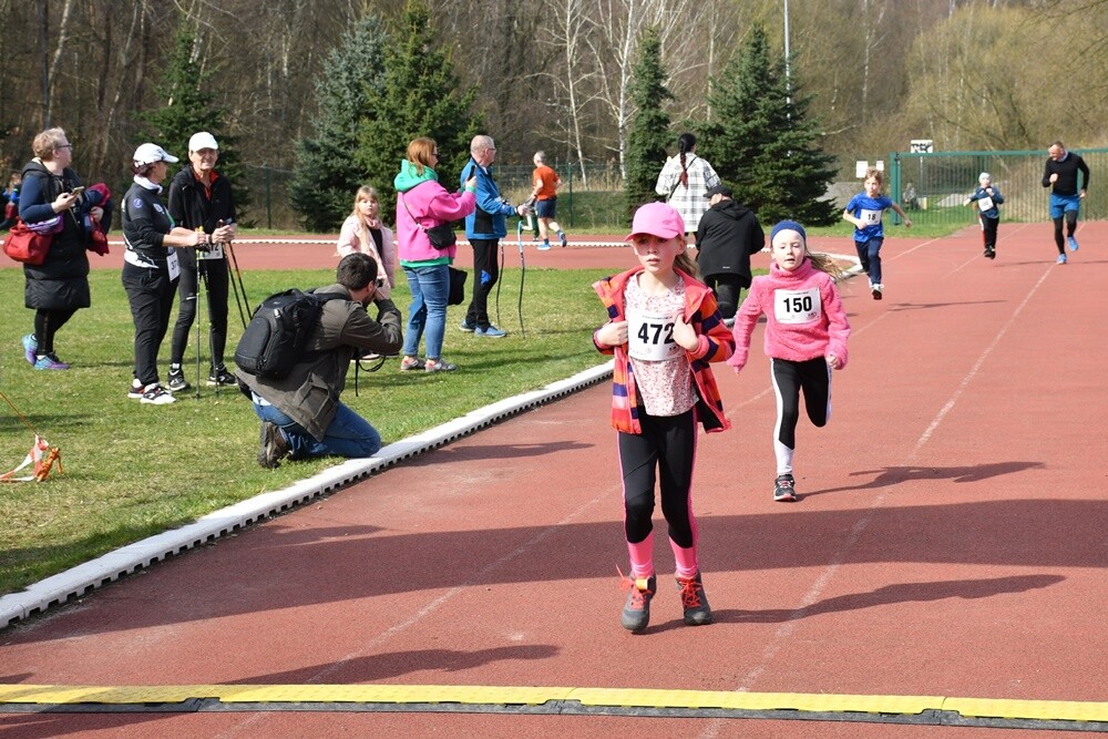 Na pierwszym w tym roku "Biegu Wiewiórki" stawiło się ponad 350 uczestników. / fot. Jacek Knapik