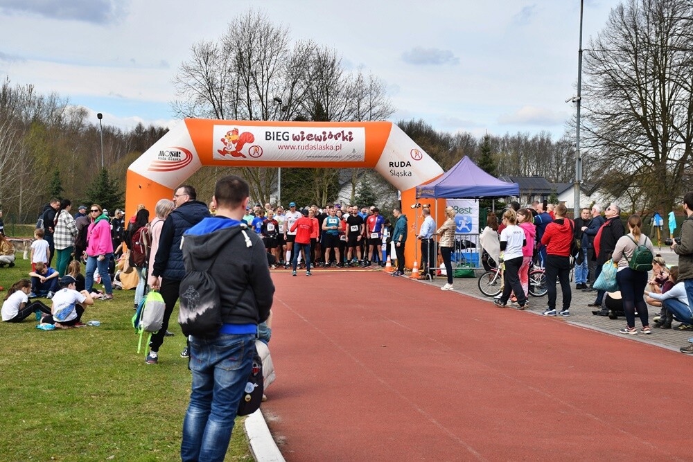Na pierwszym w tym roku "Biegu Wiewiórki" stawiło się ponad 350 uczestników. / fot. Jacek Knapik